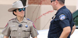 Policía redobla esfuerzos para detener a madre de niño desaparecido hace un año en Texas