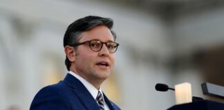 Líder republicano de la Cámara Baja presenta propuesta para evitar un cierre de Gobierno