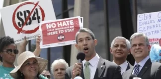 La comunidad hispana de Texas aguarda inquieta la entrada en vigor de ley antiinmigrante