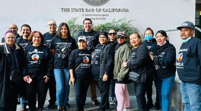 Estudiantes de leyes en Los Ángeles viven en ascuas ante futuro incierto de su universidad