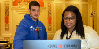 Empresaria latina crea con la IA una aplicación que traduce el lenguaje de señas a texto