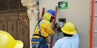 43 millones de lempiras diarios pierde la ENEE por hurto, denuncia gerente comercial