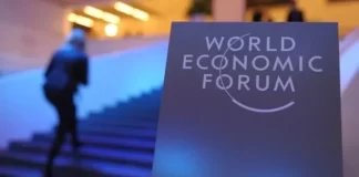 Economistas alertan de perspectivas económicas moderadas y marcadas por la incertidumbre