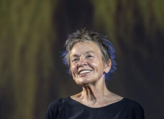 Artista estadounidense Laurie Anderson “cancelada” en Alemania por manifiesto propalestino