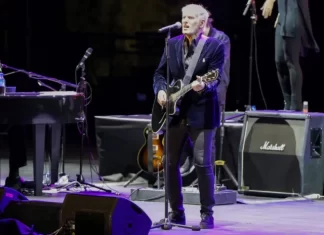 Michael Bolton cancela varios conciertos tras ser intervenido por un tumor cerebral