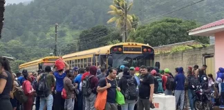 Altos costos en el transporte, principal obstáculo de migrantes en su tránsito por Honduras