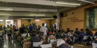 Cierra un centro migratorio en la frontera de California y México por falta de fondos