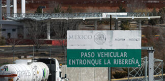Exportadores de la frontera de México están en alerta por el cierre de cruces con EEUU