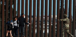 Activistas en México condenan agresión de Guardia Nacional de Texas contra periodistas