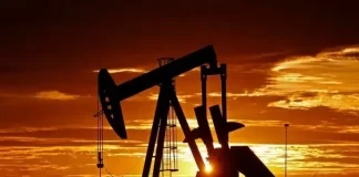 El petróleo de Texas baja un 2.08 %, hasta 72.28 dólares el barril