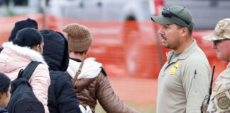 Detienen a 78 inmigrantes sospechosos de delitos en un operativo de tres días en Texas