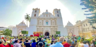Feligreses celebran con fe y renovación el Domingo de Ramos en Tegucigalpa