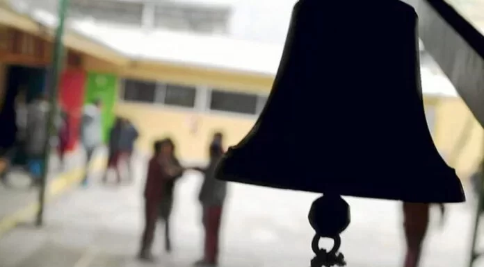 Después de la pandemia Honduras apagó los motores de la educación, dice exministro Escoto