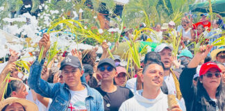 Jóvenes católicos en Honduras hacen “lío” para pedir paz