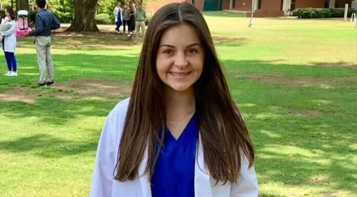 Universitaria asesinada por indocumentado, caballo de batalla en campaña electoral de EEUU