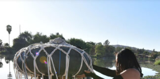 Ambientalistas limpian con una ‘medusa’ de cabello el río más contaminado de México