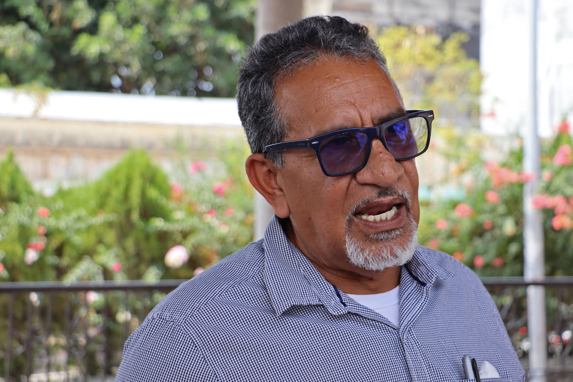 El coordinador del Centro de Dignificación Humana (CDH), Luis Rey García Villagrán, habla durante una rueda de prensa este miércoles, en la Ciudad de Tapachula, en el estado de Chiapas (México). EFE/ Juan Manuel Blanco
