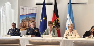 Prensa y policía de Honduras buscan crear protocolo de manejo de información