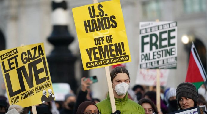 Detienen a decenas de estudiantes en la universidad de Yale que protestaban por Gaza