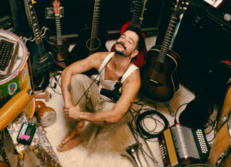 Camilo: “La curiosidad es mi único vehículo, mi motor”