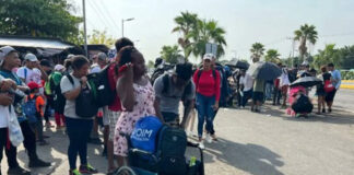 Una nueva caravana con cientos de migrantes parte de la frontera sur de México