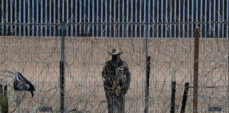 Muere un migrante hondureño en norte de México supuestamente tras ser golpeado por Policía de Texas