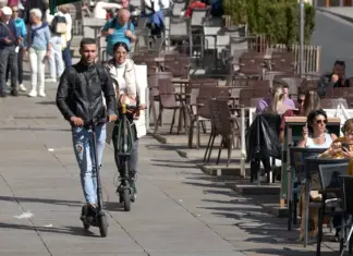 Los patinetes eléctricos tendrán que tener una matrícula y figurar en un registro