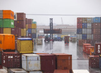 Dieciséis premios Nobel advierten que las medidas de Trump dañarían la economía de EE.UU.