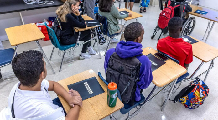 Más de 154.000 alumnos de Nueva York no tenían un hogar el curso pasado, según informe