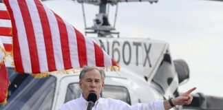 Gobernador de Texas critica las nuevas restricciones al asilo de Biden: «No cambian nada»