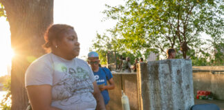 Nueva York presume de modelo migratorio pero critica la falta de apoyo federal