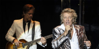 Rod Stewart, abucheado por apoyar a Ucrania en la ciudad de Leipzig durante un concierto