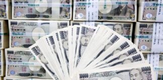 El yen alcanza nivel más bajo en 37 años frente al dólar y mínimo histórico ante el euro