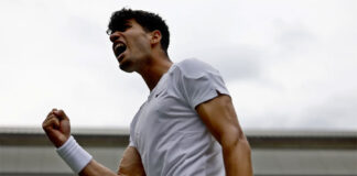 Alcaraz se desquita los nervios