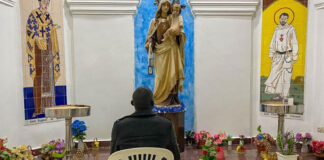 La iglesia española que reabrió para atender a los migrantes del Sáhara Occidental