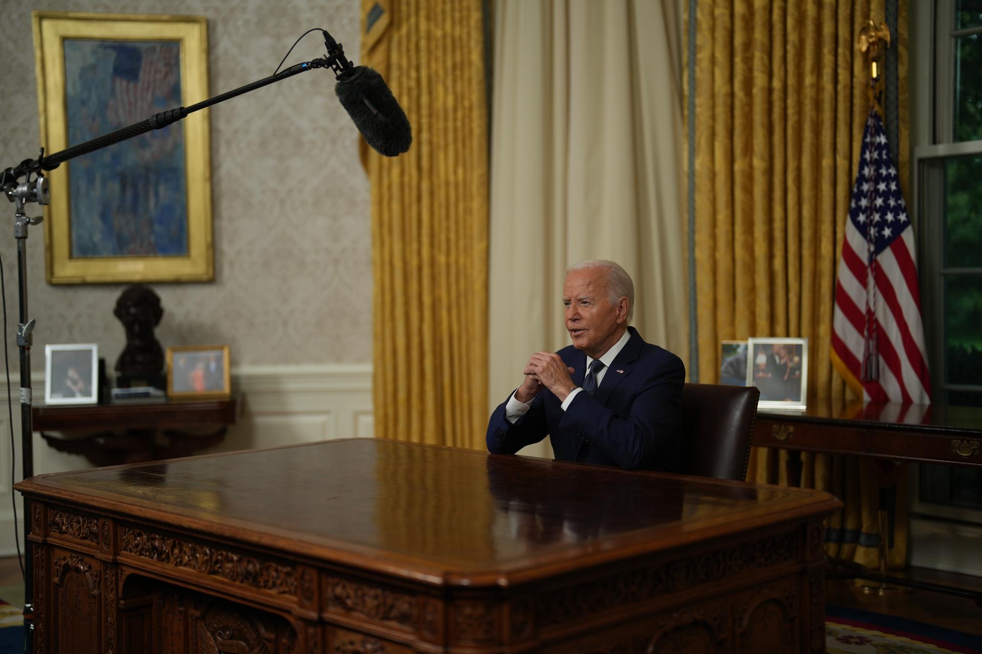 El presidente de EE.UU., Joe Biden, ofrece un discurso a la nación desde la Oficina Oval en la Casa Blanca, el 14 de julio de 2024. EFE/EPA/Erin Schaff / POOL
