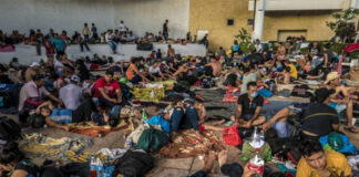 Extorsión de grupos criminales amenaza a albergues de migrantes en la frontera México-EEUU