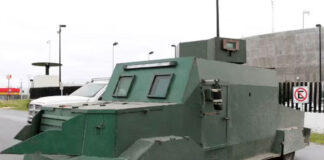 Narcos usan autos ‘monstruo’ con blindaje artesanal para luchar en la frontera México-EEUU