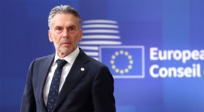 Schoof defiende como «una idea seria» el plan de enviar a Uganda a refugiados rechazados