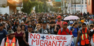 Miles de migrantes salen en caravana desde el sur de México en elecciones de EEUU