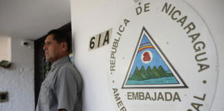Nicaragua cambia su embajadora en Panamá mientras expresidente sentenciado sigue refugiado