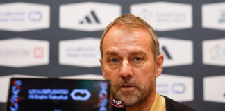 Flick ve bien que Vinícius juegue la Supercopa: «Es una competición diferente»