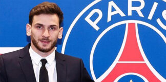 El PSG hace oficial el fichaje de Kvaratskhelia