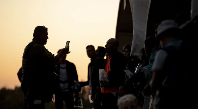 Legislativo de Arizona propone una ley para facilitar las deportaciones masivas de Trump