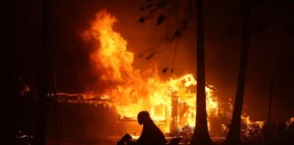 Uno de cada 4 desplazados o en riesgo de serlo por los fuegos de Los Ángeles es latino