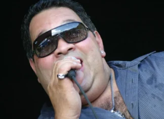 Salsero Tito Nieves anuncia su retiro de los escenarios, tras 50 años, con gira mundial