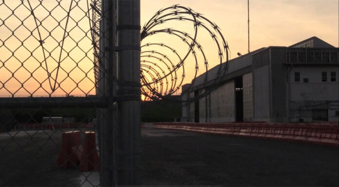 Tropas de EEUU llegan a Guantánamo para preparar el centro de migrantes de Trump
