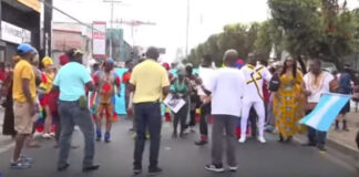 Con desfiles inician celebraciones del mes de la Herencia Africana en Honduras