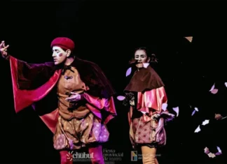 Rosa Mosqueta de Argentina presenta obra teatral “La Perrera” en Tegucigalpa