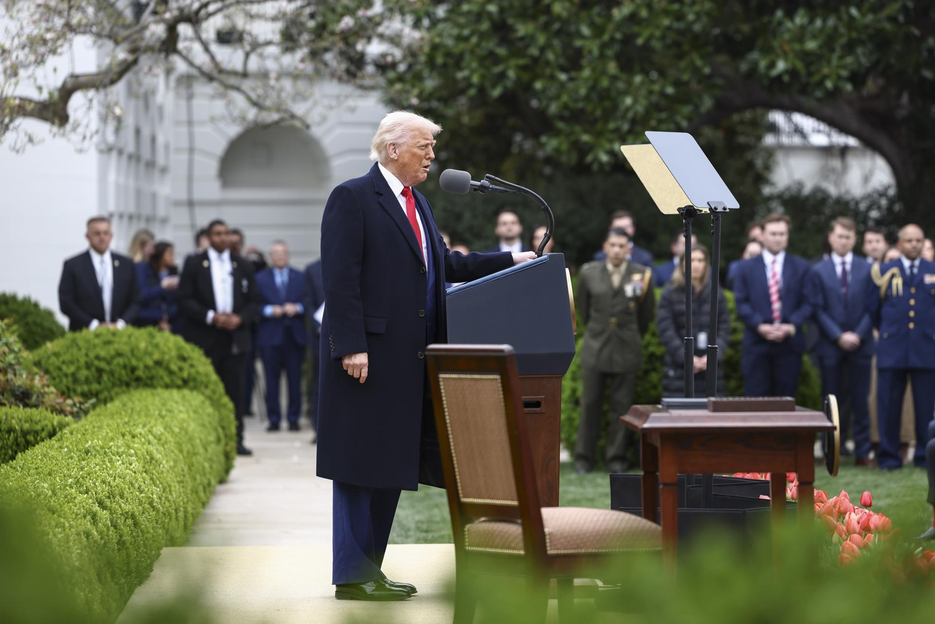 EFE/EPA/JIM LO SCALZO / POOL

